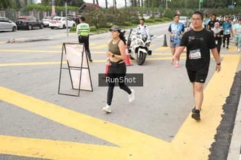 Runner Photo 4256621
