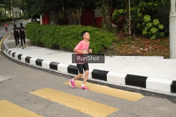 Runner Photo 4256630
