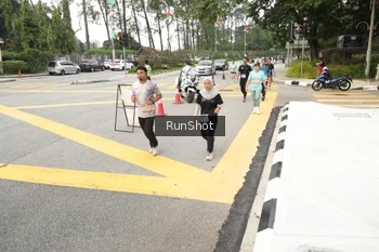 Runner Photo 4256638