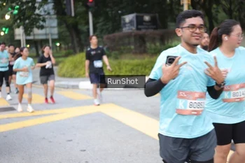 Runner Photo 4256643
