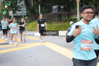 Runner Photo 4256653