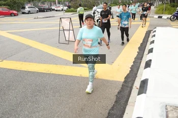 Runner Photo 4256667