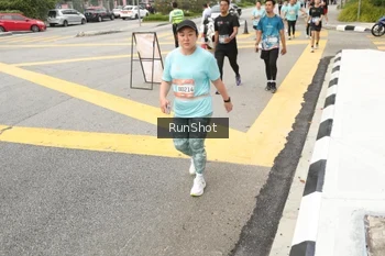 Runner Photo 4256674