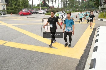 Runner Photo 4256678