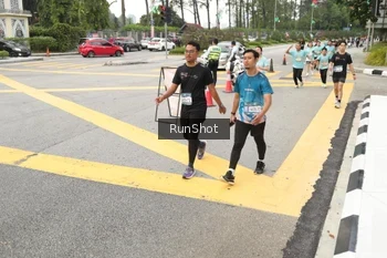 Runner Photo 4256681