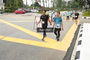 Runner Photo 4256682