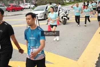 Runner Photo 4256684