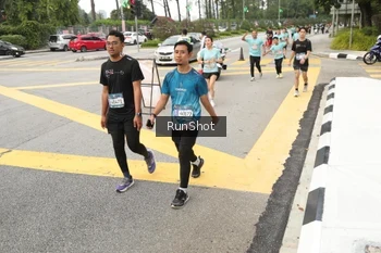 Runner Photo 4256698