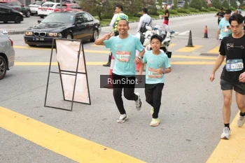 Runner Photo 4256703