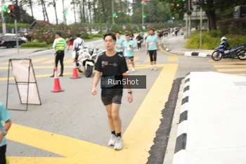 Runner Photo 4256706