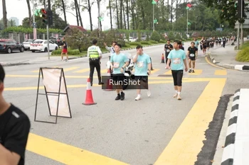 Runner Photo 4256723