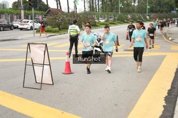 Runner Photo 4256730