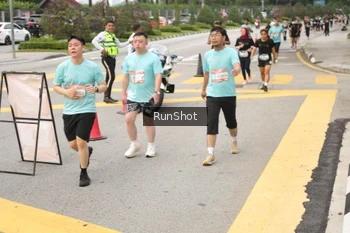 Runner Photo 4256736