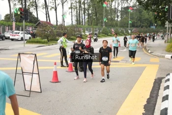 Runner Photo 4256764