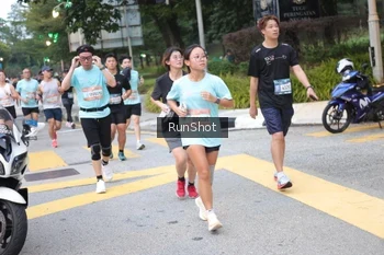 Runner Photo 4256766