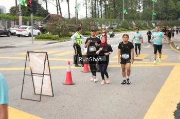 Runner Photo 4256767