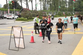 Runner Photo 4256779
