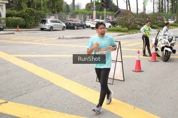 Runner Photo 4256811