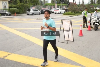 Runner Photo 4256818