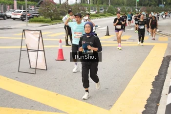Runner Photo 4256820