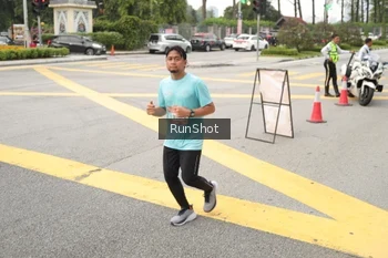 Runner Photo 4256822