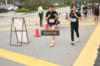 Runner Photo 4256836