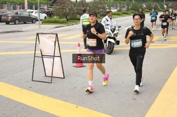 Runner Photo 4256838