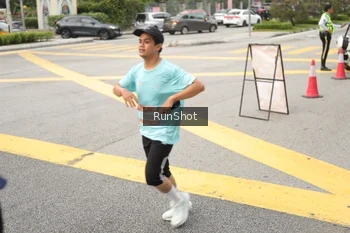 Runner Photo 4256843