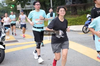 Runner Photo 4256850