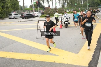 Runner Photo 4256869