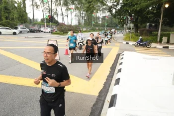 Runner Photo 4256870