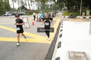 Runner Photo 4256871