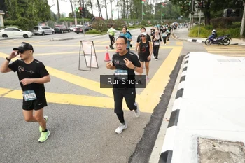 Runner Photo 4256877