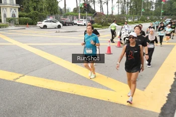 Runner Photo 4256883