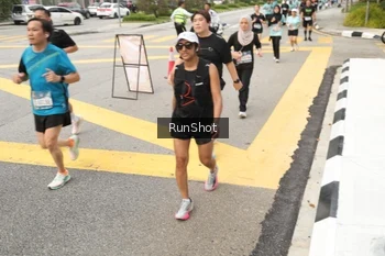 Runner Photo 4256892