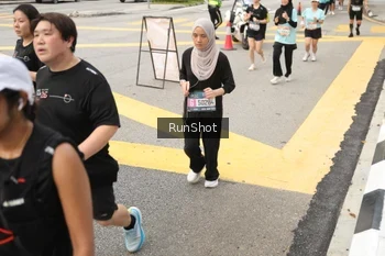 Runner Photo 4256893