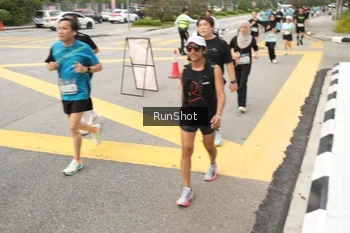 Runner Photo 4256895