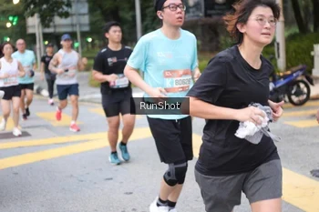 Runner Photo 4256896