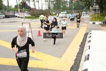 Runner Photo 4256897