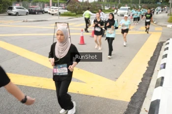 Runner Photo 4256898