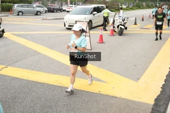 Runner Photo 4256912