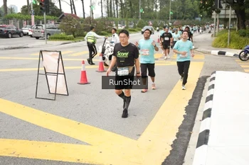 Runner Photo 4256924