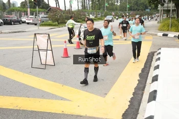 Runner Photo 4256925