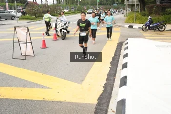 Runner Photo 4256930