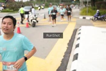 Runner Photo 4256943