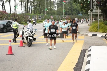 Runner Photo 4256950