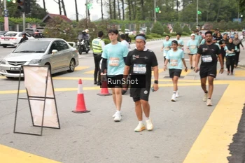 Runner Photo 4256964