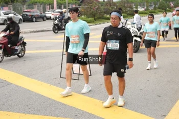 Runner Photo 4256980
