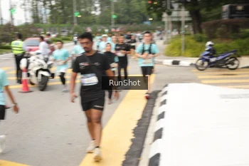 Runner Photo 4256982