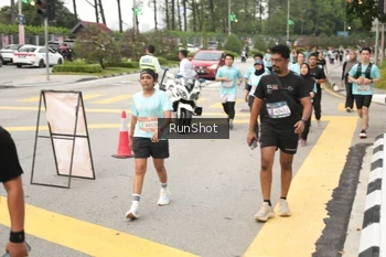 Runner Photo 4256988